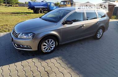 Универсал Volkswagen Passat 2014 в Гадяче