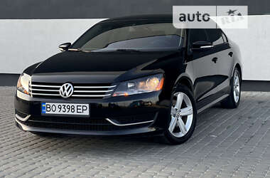 Седан Volkswagen Passat 2012 в Тернополе