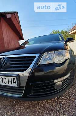 Универсал Volkswagen Passat 2006 в Ивано-Франковске