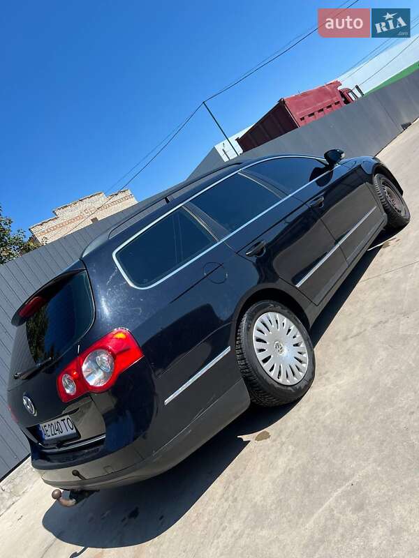 Універсал Volkswagen Passat 2006 в Дніпрі