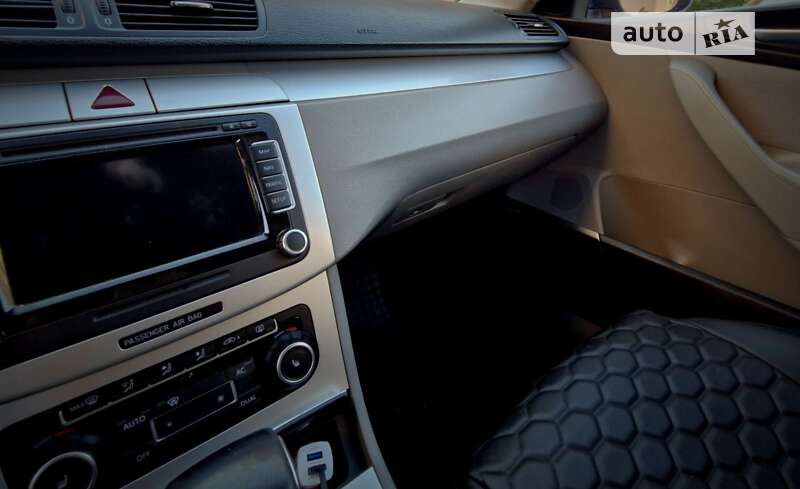 Универсал Volkswagen Passat 2010 в Одессе фото 19 Универсал Volkswagen Passat 2010 в Одессе