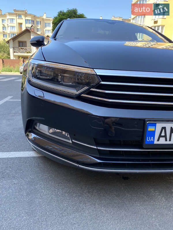 Універсал Volkswagen Passat 2017 в Києві