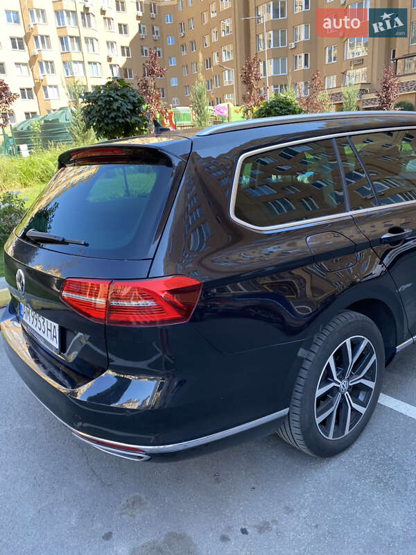 Універсал Volkswagen Passat 2017 в Києві