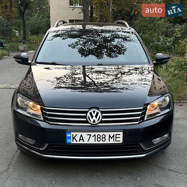 Универсал Volkswagen Passat 2011 в 