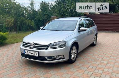 Универсал Volkswagen Passat 2014 в Киеве