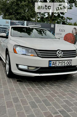 Седан Volkswagen Passat 2014 в Черкассах