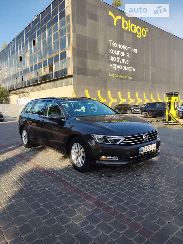 Универсал Volkswagen Passat 2015 в Ивано-Франковске