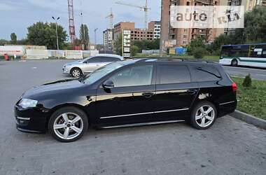 Универсал Volkswagen Passat 2009 в Хмельницком