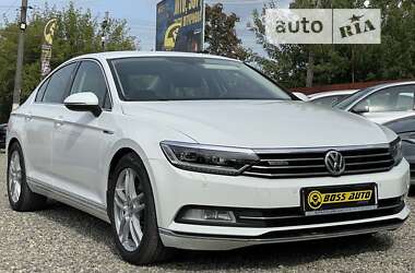 Седан Volkswagen Passat 2015 в Коломые