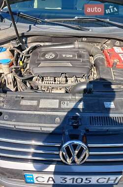 Седан Volkswagen Passat 2014 в Жашкове