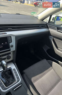 Универсал Volkswagen Passat 2016 в 