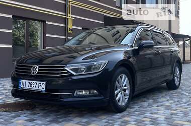 Универсал Volkswagen Passat 2016 в Вишневом