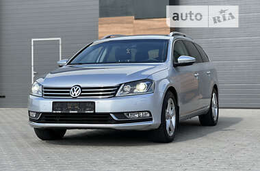 Універсал Volkswagen Passat 2012 в Ковелі