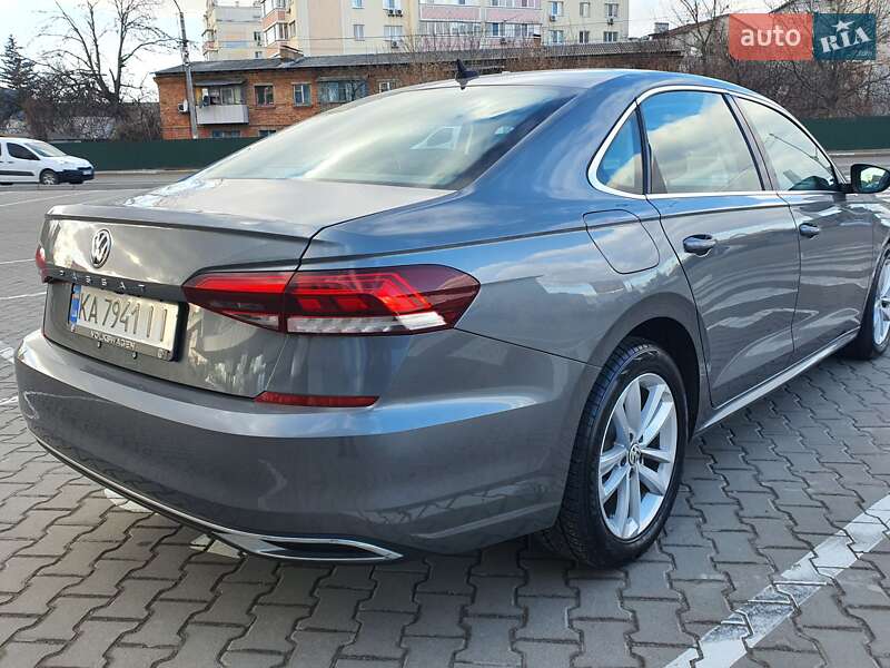 Седан Volkswagen Passat 2020 в Киеве
