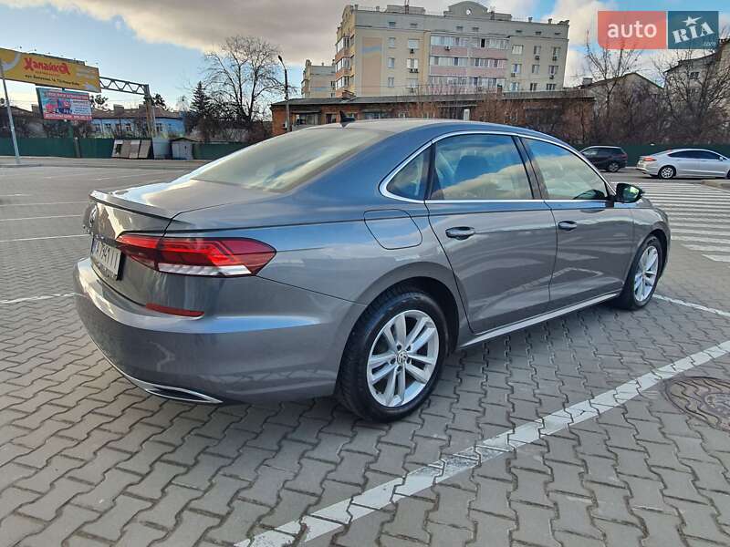 Седан Volkswagen Passat 2020 в Киеве