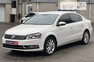 Седан Volkswagen Passat 2012 в Одесі