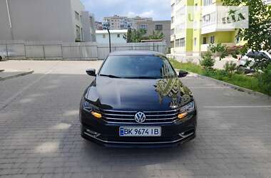 Седан Volkswagen Passat 2016 в Каменец-Подольском