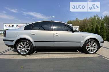 Седан Volkswagen Passat 1999 в Томашполі