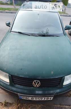 Универсал Volkswagen Passat 1999 в Ровно