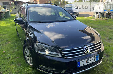 Универсал Volkswagen Passat 2011 в Самборе