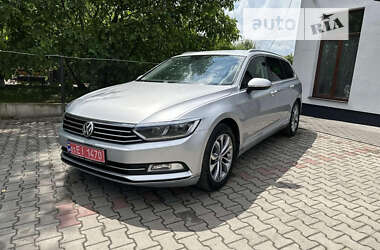 Універсал Volkswagen Passat 2017 в Луцьку