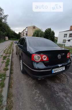 Седан Volkswagen Passat 2008 в Луцьку