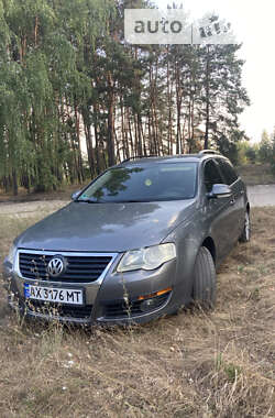 Універсал Volkswagen Passat 2005 в Охтирці