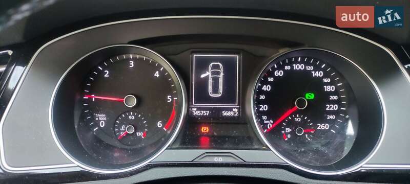 Универсал Volkswagen Passat 2016 в Хмельницком