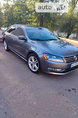 Седан Volkswagen Passat 2014 в Кривом Роге