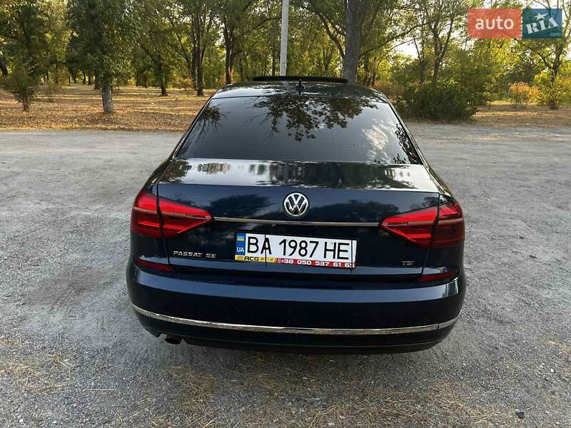 Седан Volkswagen Passat 2018 в Кропивницком