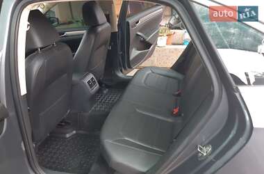 Седан Volkswagen Passat 2013 в 