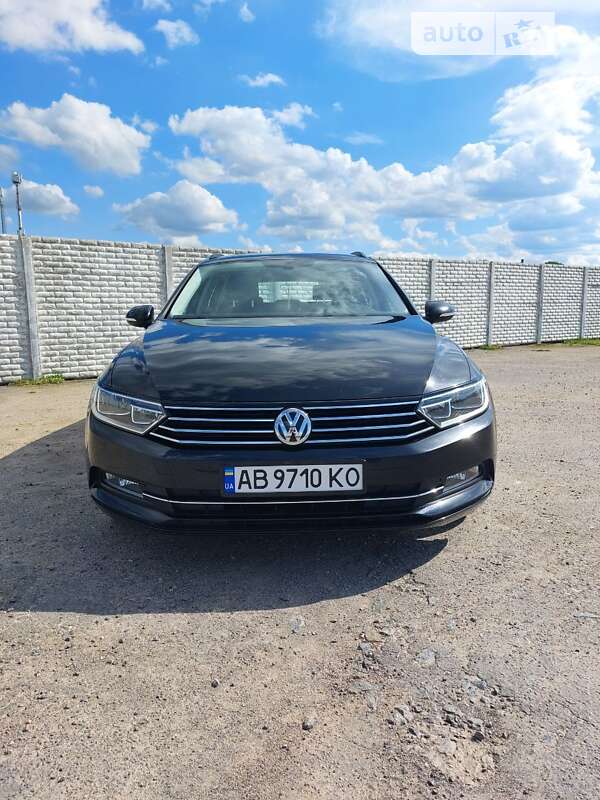 Універсал Volkswagen Passat 2017 в Вінниці