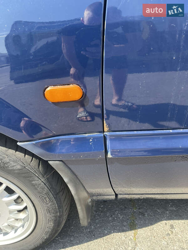 Седан Volkswagen Passat 1996 в Харькове