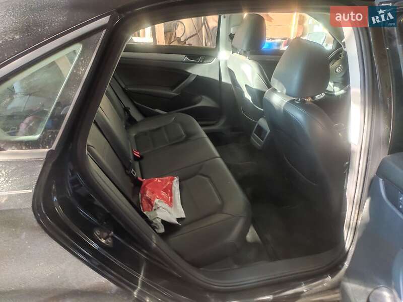Седан Volkswagen Passat 2014 в Южноукраинске