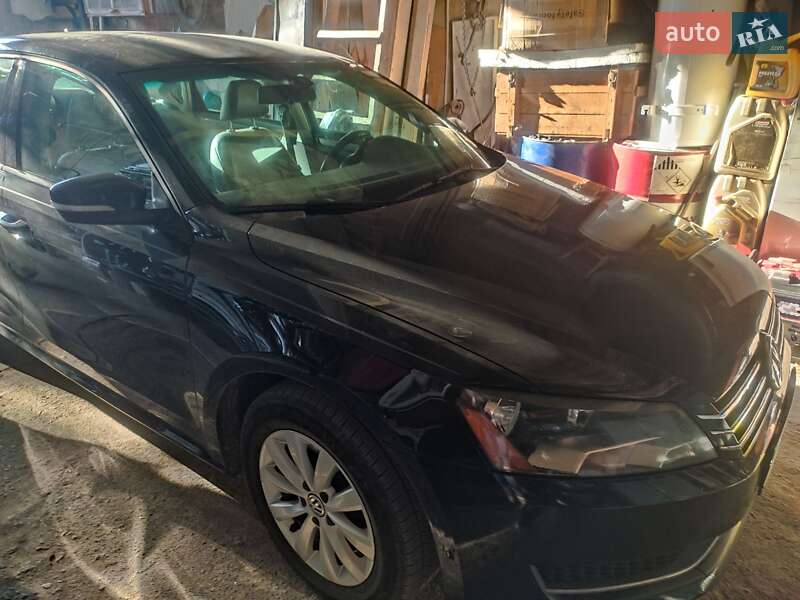 Седан Volkswagen Passat 2014 в Южноукраинске