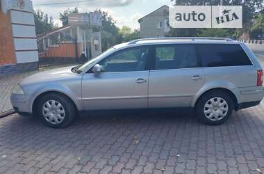 Универсал Volkswagen Passat 2004 в Киеве