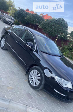 Седан Volkswagen Passat 2006 в Тернополі