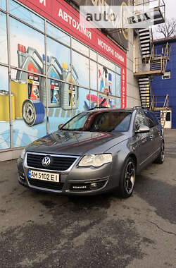 Универсал Volkswagen Passat 2005 в Киеве