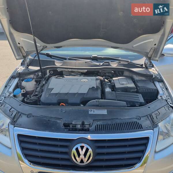 Универсал Volkswagen Passat 2010 в Львове фото 14 Универсал Volkswagen Passat 2010 в Львове