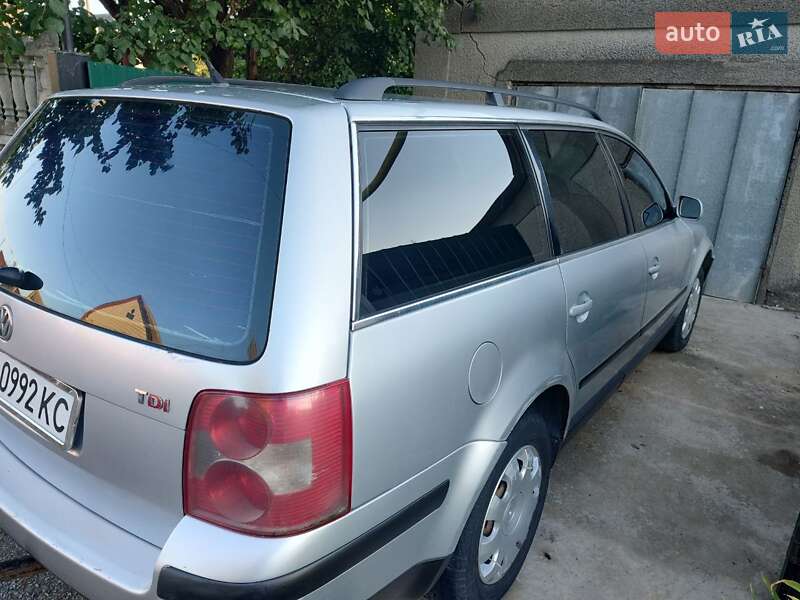 Универсал Volkswagen Passat 2001 в Любашевке