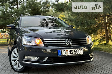 Универсал Volkswagen Passat 2012 в Дрогобыче