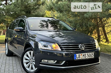 Универсал Volkswagen Passat 2012 в Дрогобыче