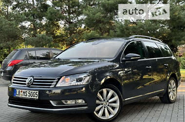 Универсал Volkswagen Passat 2012 в Дрогобыче