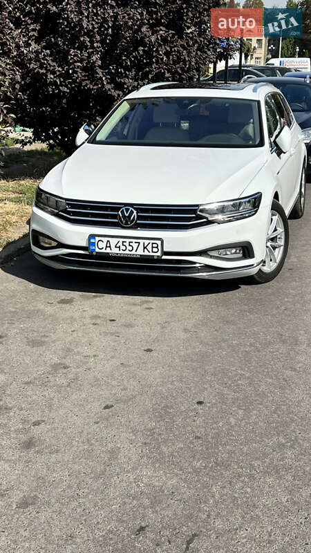 Універсал Volkswagen Passat 2019 в Умані