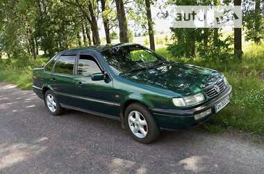 Седан Volkswagen Passat 1996 в Овручі