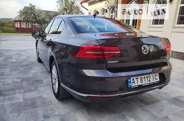 Седан Volkswagen Passat 2015 в Коломые