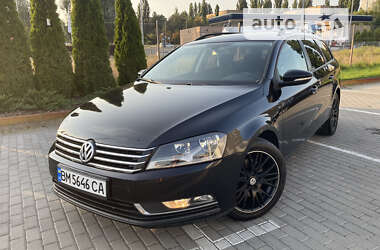 Универсал Volkswagen Passat 2011 в Киеве