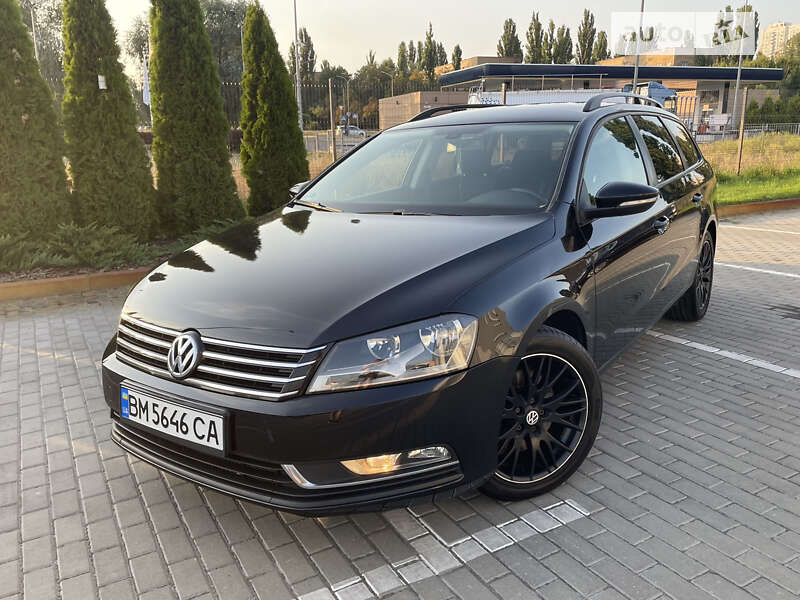 Універсал Volkswagen Passat 2011 в Києві