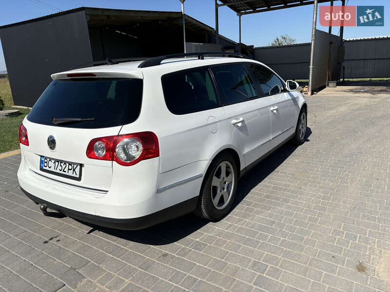 Универсал Volkswagen Passat 2010 в Львове