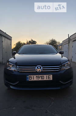 Седан Volkswagen Passat 2013 в Кременчуге